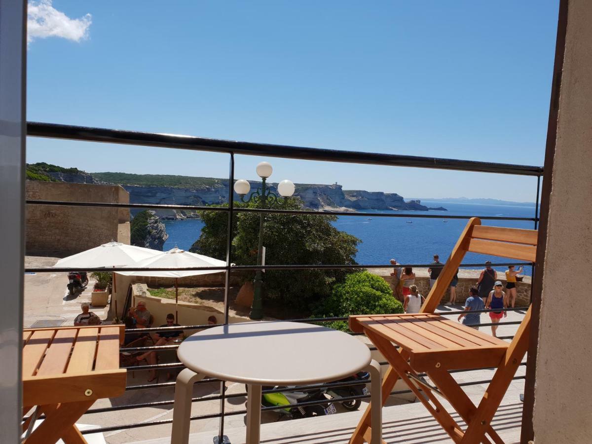 Chez Dume Apartment Bonifacio  Luaran gambar