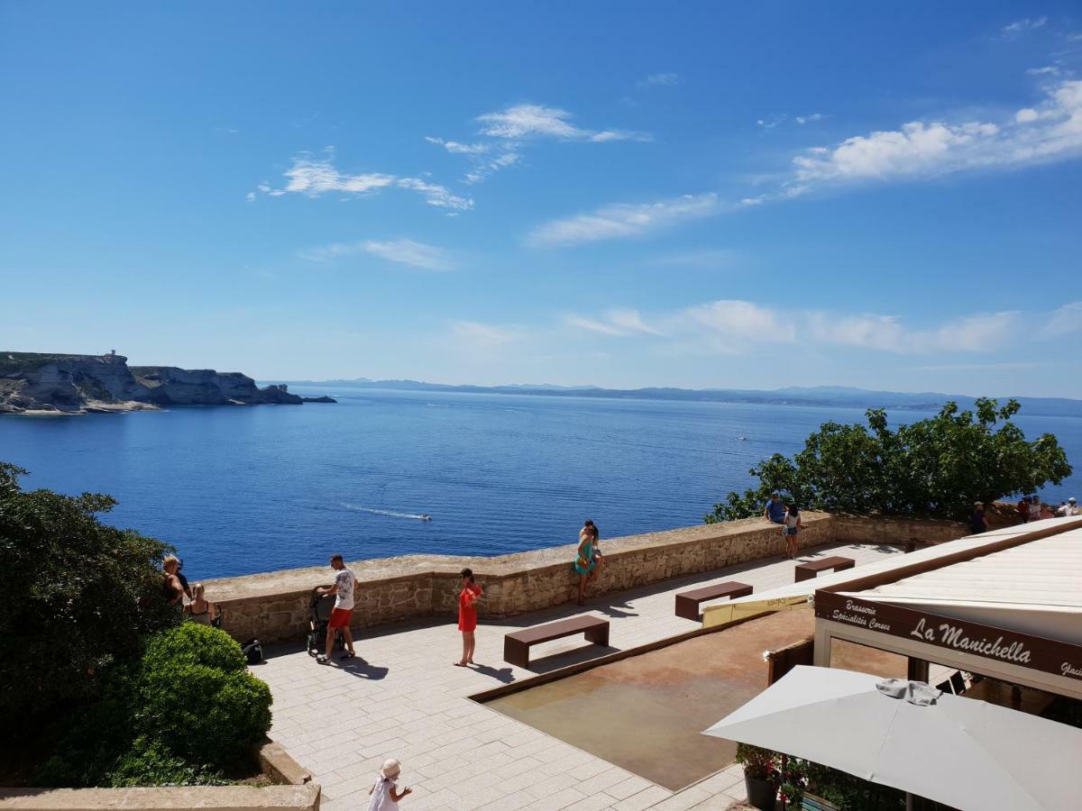 Chez Dume Apartment Bonifacio  Luaran gambar